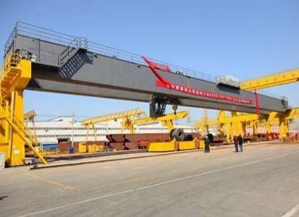 中核工业70m跨度起重机